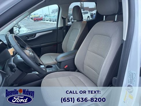 Used 2022 Ford Escape SE w/ Cold Weather Package image 26