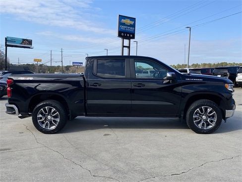 Used 2024 Chevrolet Silverado 1500 LT image 7