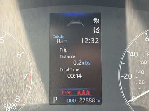 Used 2024 Toyota Corolla LE FWD image 13
