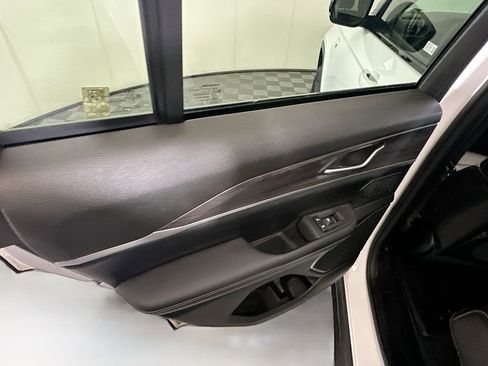 Used 2022 Jeep Grand Cherokee Limited 4xe image 27