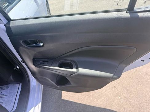Used 2024 Nissan Sentra S FWD image 17