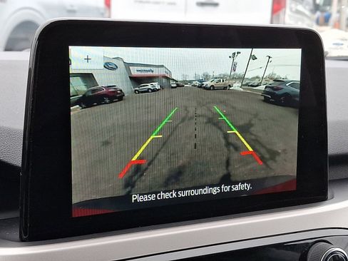 Certified 2022 Ford Escape SE w/ Cold Weather Package image 17