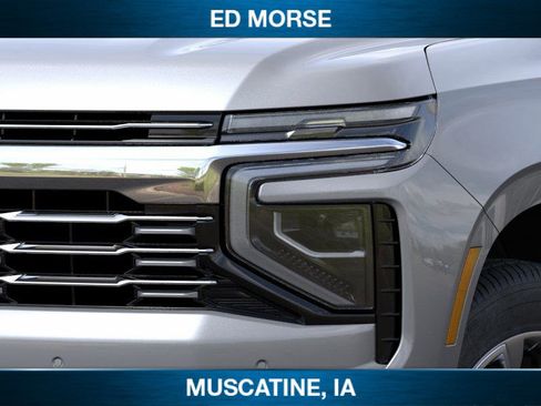 New 2025 Chevrolet Suburban Premier image 10