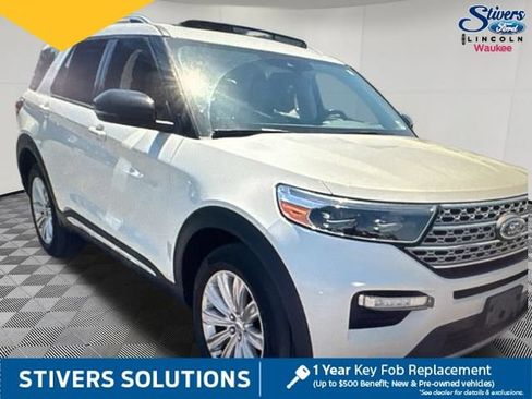 Used 2023 Ford Explorer Limited w/ Equipment Group 301A AWD/4WD image 7