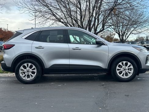 Certified 2023 Ford Escape Active w/ Tech Pack #2 image 8