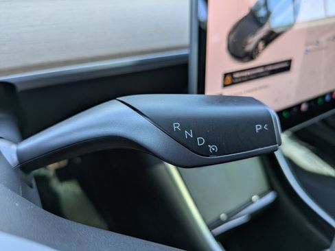Used 2018 Tesla Model 3 Long Range AWD/4WD image 12