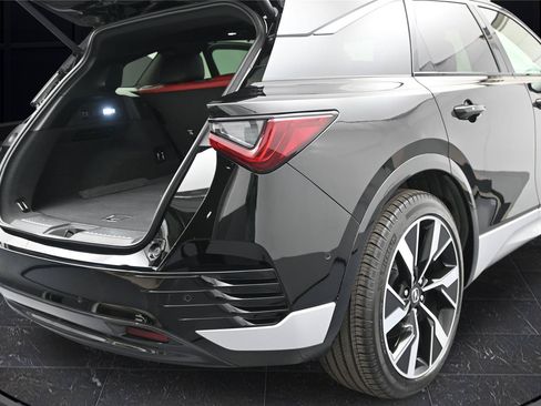 Used 2024 Acura ZDX Type S AWD/4WD image 13