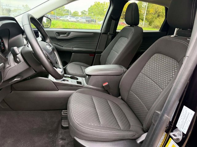 Used 2024 Ford Escape Active w/ Tech Pack #1 AWD/4WD image 16