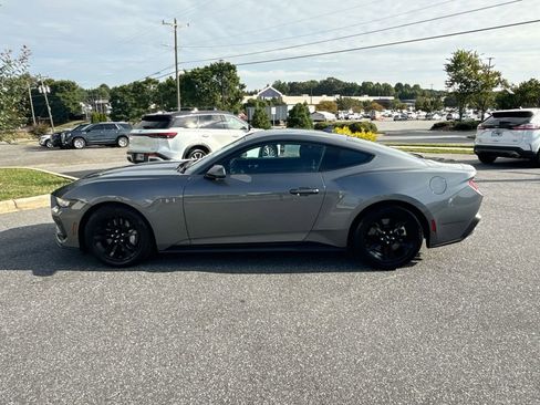 Used 2024 Ford Mustang GT image 4