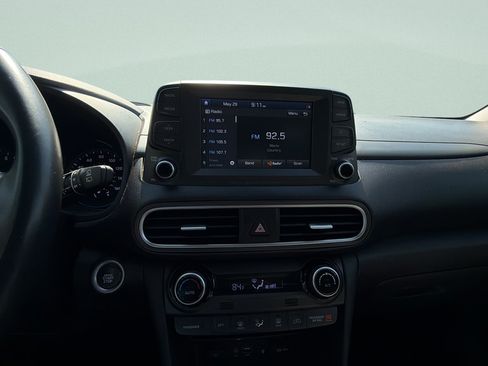 Used 2020 Hyundai Kona Limited AWD/4WD image 17