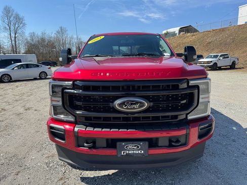 Used 2021 Ford F250 Lariat image 2