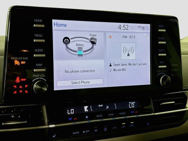 Certified 2024 Toyota Sienna XLE FWD image 16