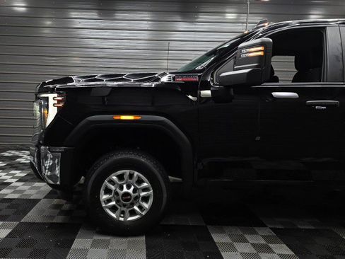 Used 2024 GMC Sierra 2500 Pro AWD/4WD image 37