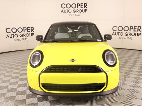 New 2026 MINI Cooper 2-Door Hardtop FWD image 8