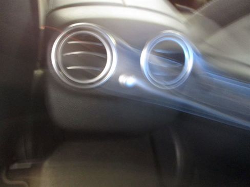 Used 2019 Mercedes-Benz C 300 Sedan image 16