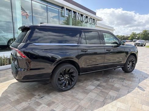 New 2026 Lincoln Navigator L Black Label image 2