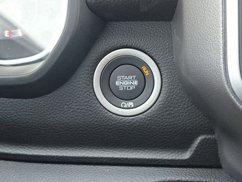 New 2025 RAM 1500 Big Horn AWD/4WD image 30
