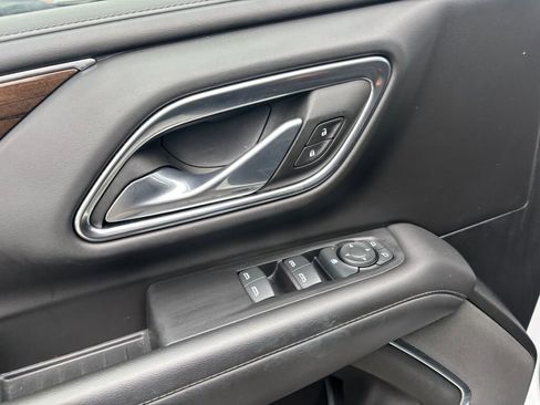 Certified 2024 GMC Yukon XL SLE image 24