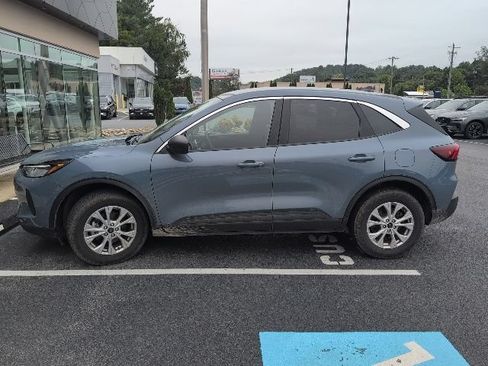 Used 2024 Ford Escape Active AWD/4WD image 4