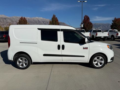 Used 2018 RAM ProMaster City SLT image 2