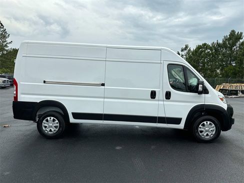 New 2024 RAM ProMaster 2500 w/ Quick Order Package 22H SLT+ image 2