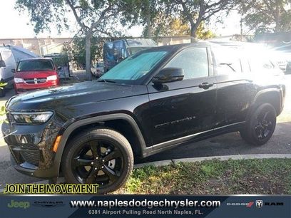 Used 2024 Jeep Grand Cherokee Altitude