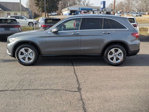 Used 2017 Mercedes-Benz GLC 300 4MATIC image 6