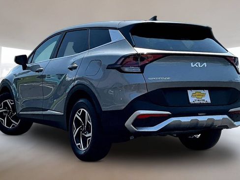 Used 2023 Kia Sportage LX AWD/4WD image 4