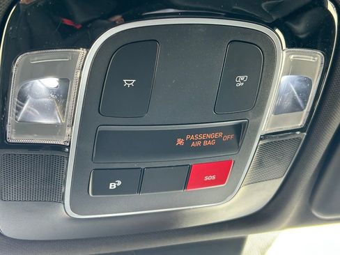 Used 2025 Hyundai Santa Cruz SEL image 17