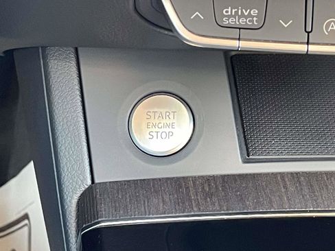 Certified 2024 Audi Q5 2.0T Premium w/ Convenience Package image 35