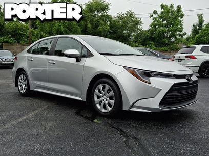 Used 2025 Toyota Corolla LE