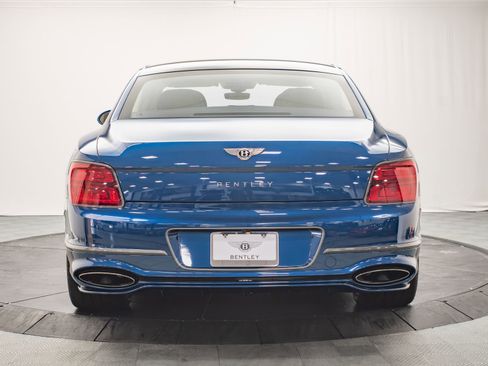 New 2026 Bentley Flying Spur Plug-In Hybrid AWD/4WD image 4