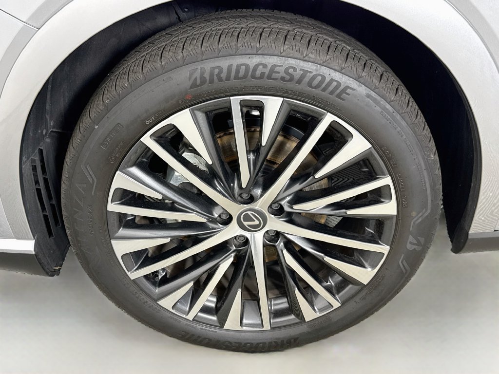 Used 2026 Lexus RX 350 Premium Plus w/ Accessory Package (Z1) FWD image 32