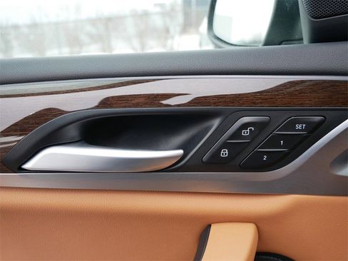 Used 2024 BMW X4 xDrive30i w/ Premium Package image 14