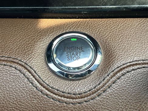 Certified 2023 Lincoln Navigator L Reserve AWD/4WD image 29