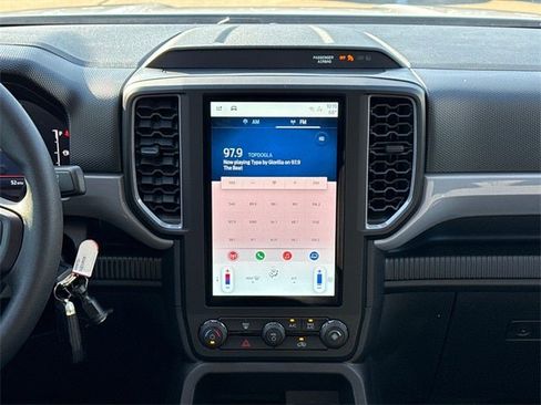 Used 2025 Ford Ranger XL w/ Trailer Tow Package image 14