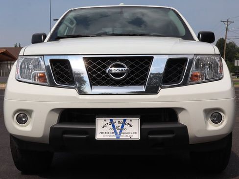Used 2017 Nissan Frontier SV w/ SV Value Truck Package AWD/4WD image 13