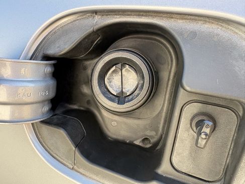 Certified 2021 Honda Accord Touring image 36
