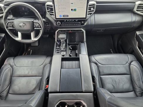 Used 2025 Toyota Sequoia Platinum image 20