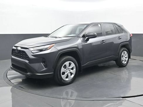 Used 2025 Toyota RAV4 LE FWD image 22