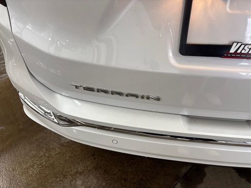 Used 2023 GMC Terrain Denali w/ LPO, Floor Liner Package image 15