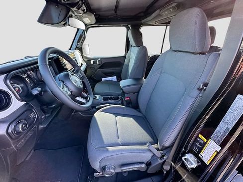 New 2026 Jeep Gladiator Sport AWD/4WD image 15