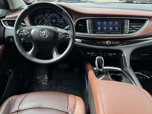 Used 2021 Buick Enclave Avenir w/ Avenir Technology Package image 10