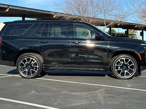 Used 2025 Chevrolet Tahoe RST image 8