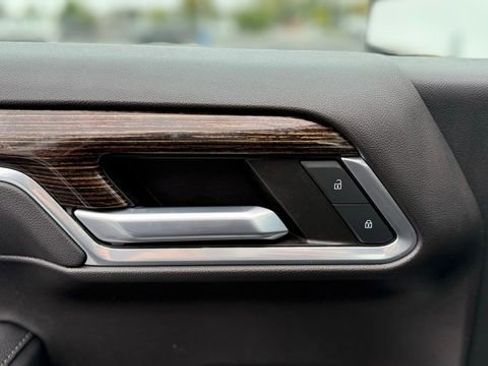 Used 2022 GMC Sierra 1500 Elevation image 23