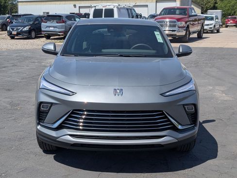 New 2025 Buick Envista Preferred image 10