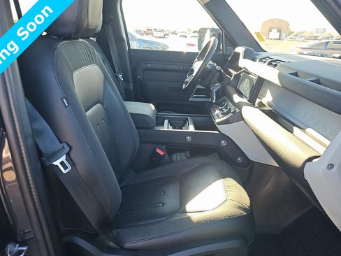 Used 2021 Land Rover Defender 110 SE image 8