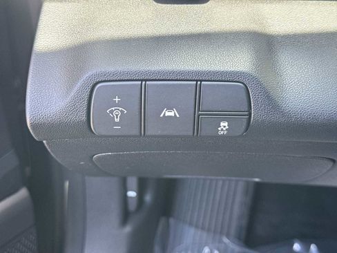 Used 2023 Hyundai Elantra SEL FWD image 27