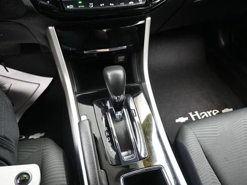 Used 2016 Honda Accord LX image 23