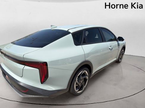 New 2026 Kia K4 EX FWD image 4